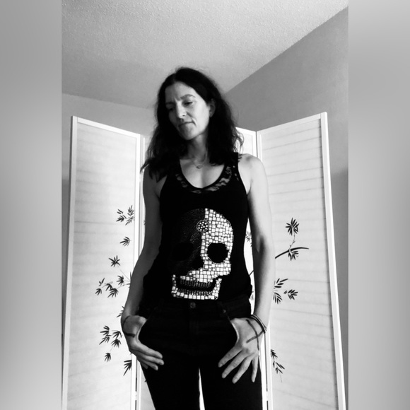 Welcome to Posher Jo's Closet! - Picture 4 of 16